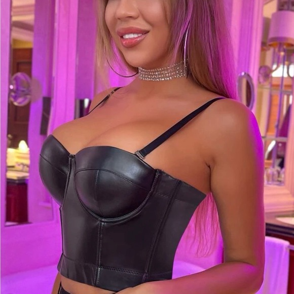 Tops/bra - Picture 5 of 8